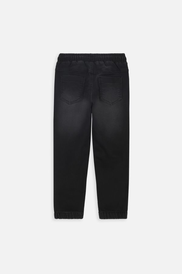 Spodnie jeansowe czarne joggery z kieszeniami o fasonie REGULAR 2220705