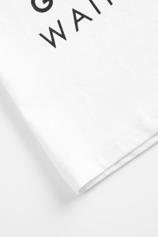 T-shirt z krótkim rękawem biały z kolorowym nadrukiem z przodu 2159694