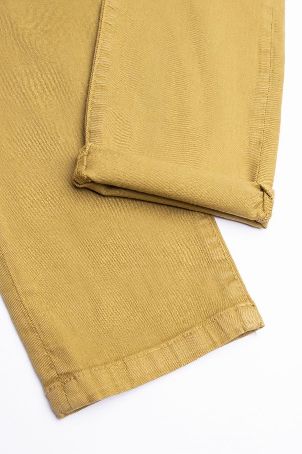 Spodnie casualowe w kolorze miodowym o fasonie REGULAR 2194117