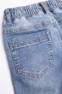Krótkie spodenki jeansowe ze sznurkiem w pasie 2156773